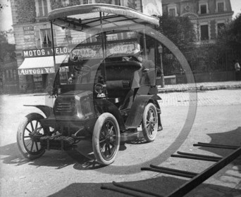 AU 3935 ancetre  gauche.jpg