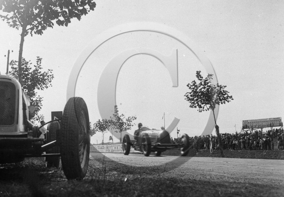 AUC 72  Wimile 1934 .jpg