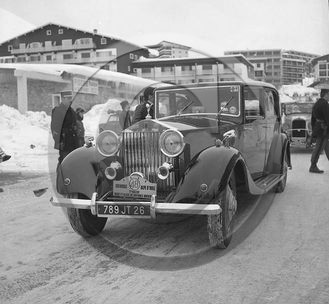 AU 795 rolls Royce.jpg