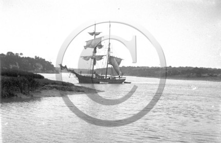 BA 571  brick sur la vilaine la roche bernard  dpt 56.jpg