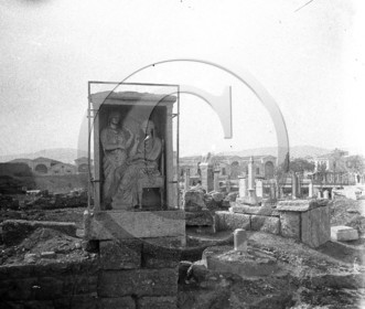 Athenes cimetiere du ceramique   Grece     .jpg