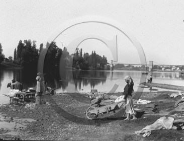 LAVANDIERES copier.jpg