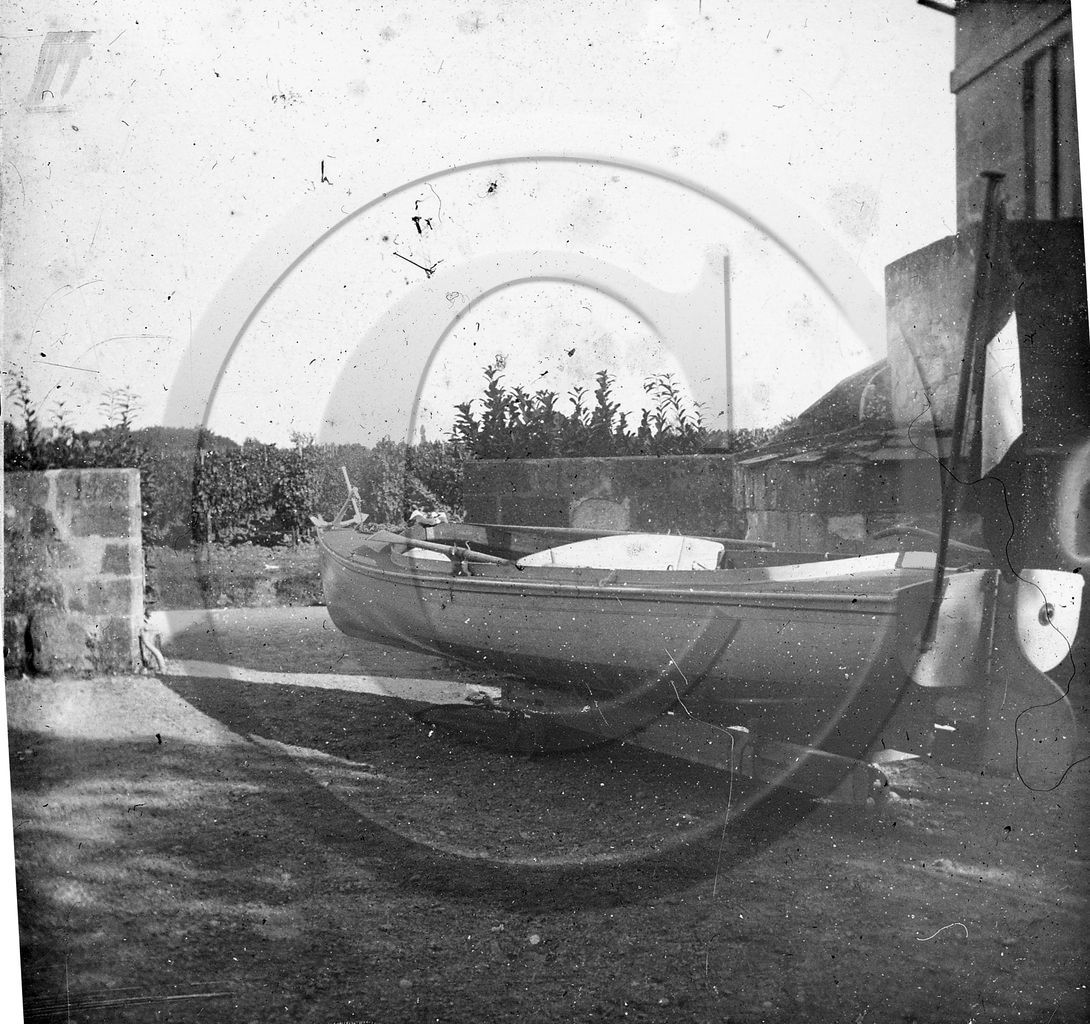 BA 1364 reine des flots bords de Gironde.jpg