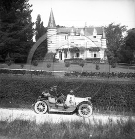 AU 4100 ancètre.jpg