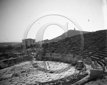 Athenes le theatre  de Dionysos  Grece.jpg