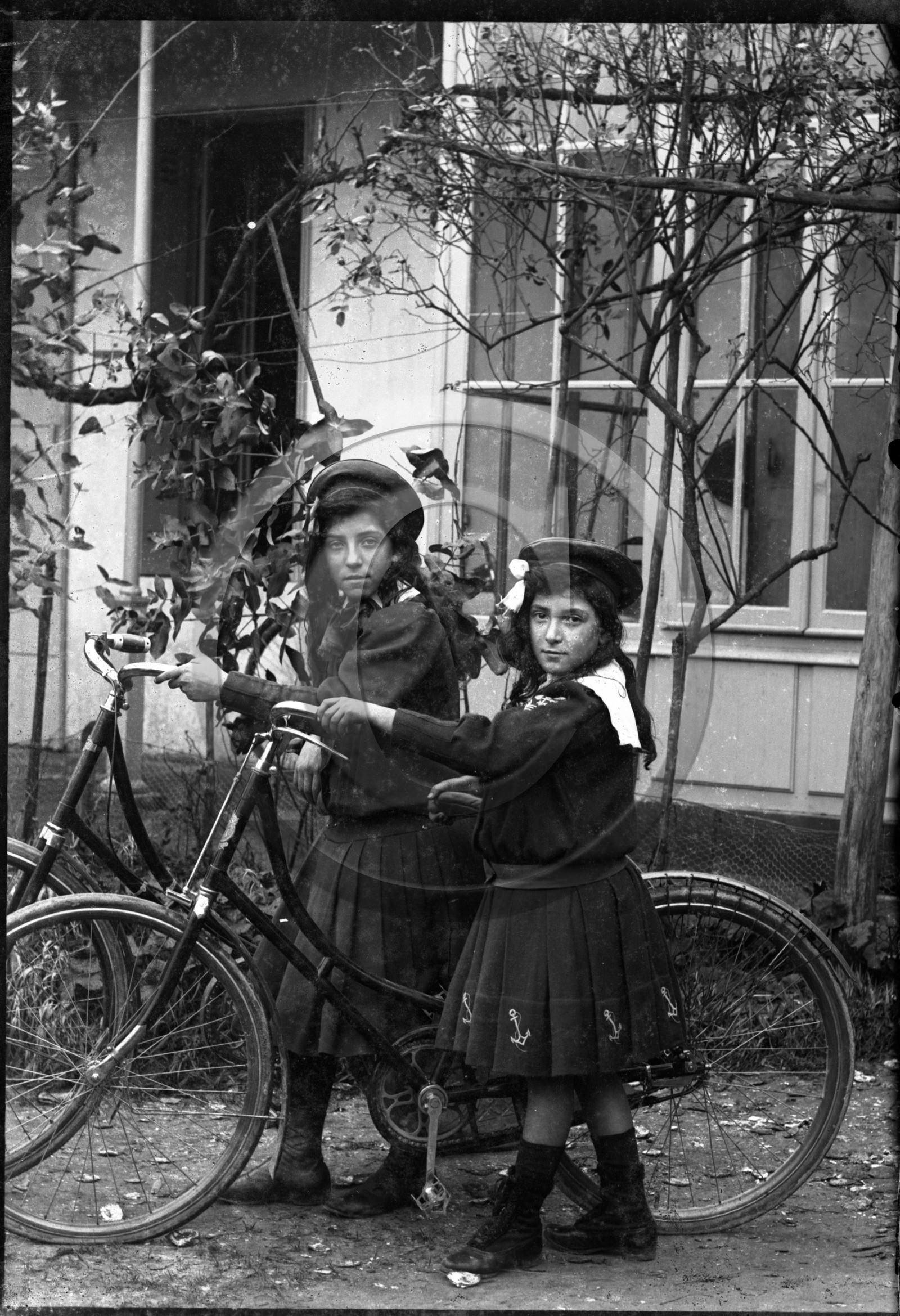 enfant jouet 76 .jpg