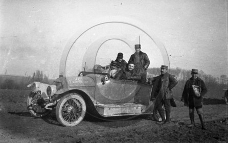 AU 1113 Peugeot militaire guerre 14-18 .jpg