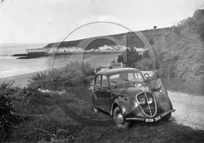 AU 2871 Peugeot 202.jpg