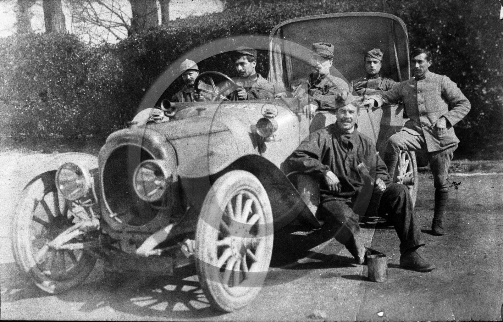 AU 1164 Chenard Walker .jpg