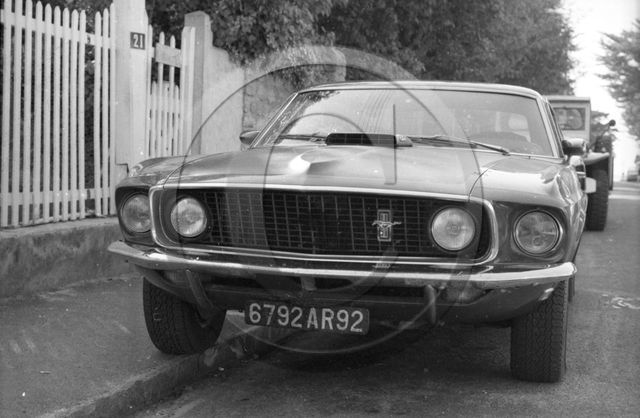 AU 218 Ford Mustang fast back .jpg
