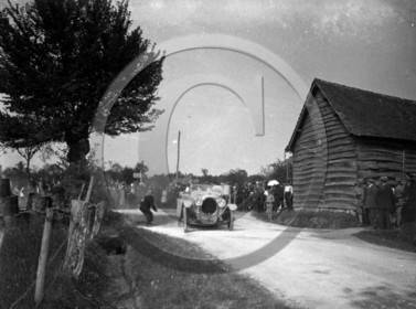 auc 40 voiture chenard concours consommation  .jpg