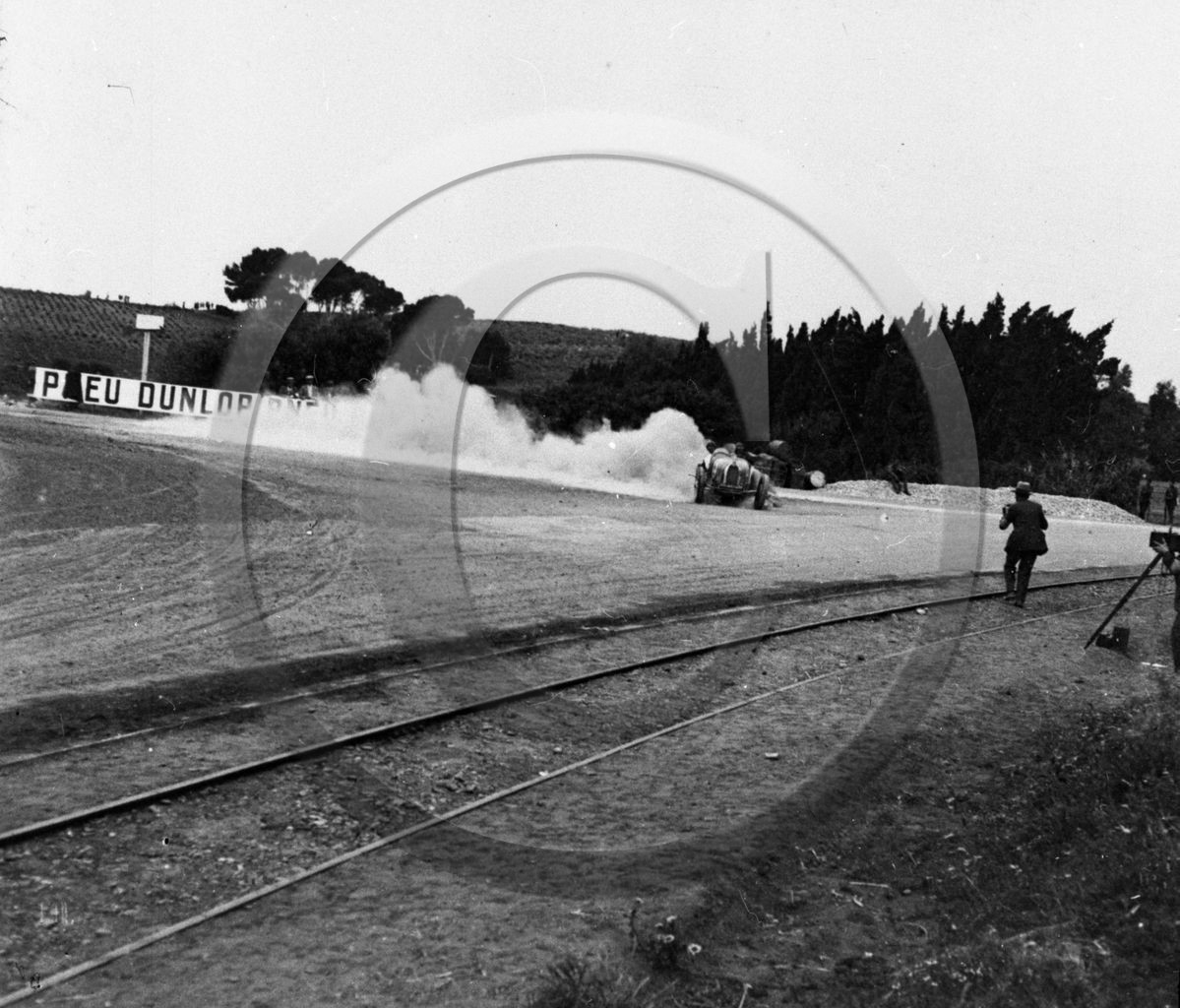 auc 46  staoueli Drouet sur bugatti  .jpg