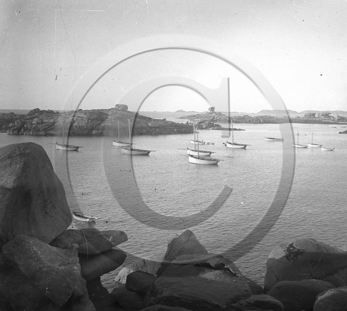 BA 394 REGION TREGASTEL.jpg