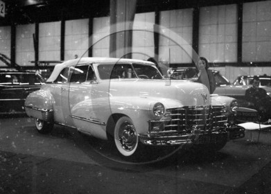 AU 2289 Cadillac convertible 1947 .jpg