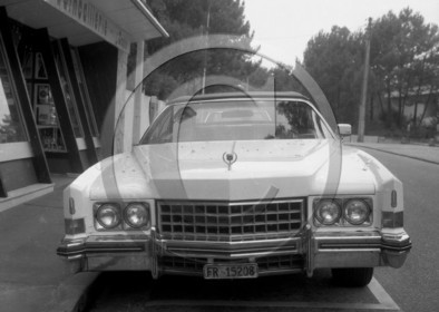 AU 387 Cadillac Eldorado cabriolet 1972 .jpg