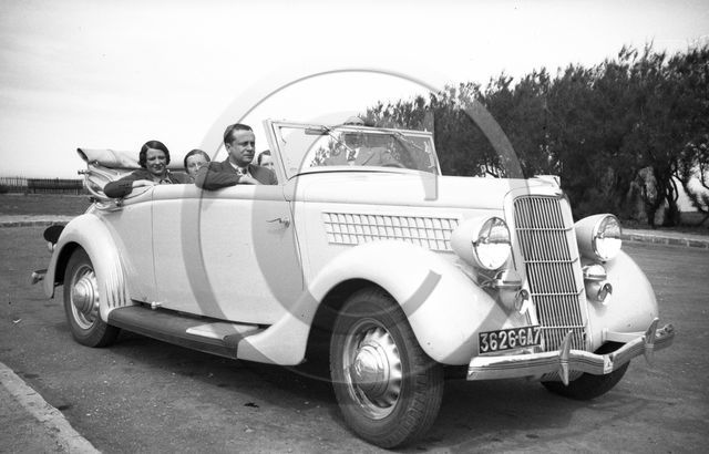 AU 4608 Ford V 8 48 cabriolet Janer  .jpg