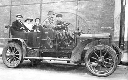 AU 2791 ancetre .jpg