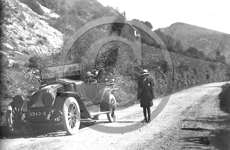 AU 2837 ancetre .jpg