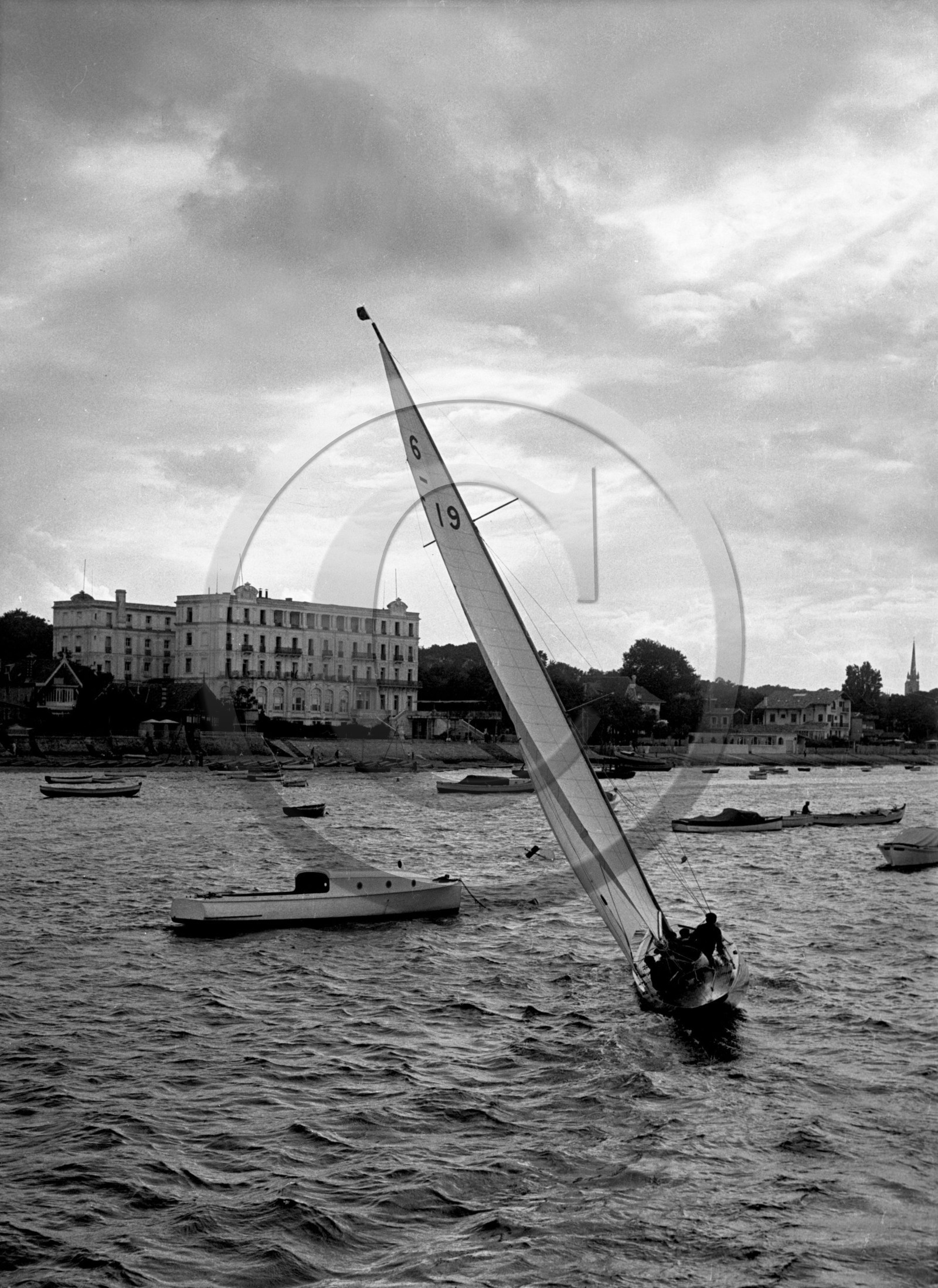 arc 4349   6 M F19  .jpg