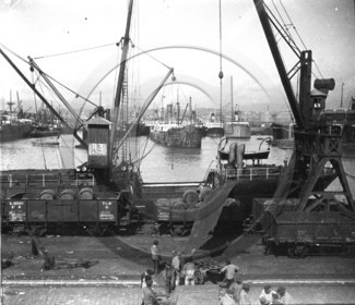 ba 1618 port de marseille la joliette dpt 13  .jpg