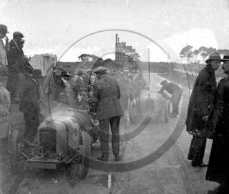 AUC 56  Staouéli 6 mai 1928 2me du gd prix Garmonet sur Amilcar 3 mme Marcellin sur Amilcar .jpg