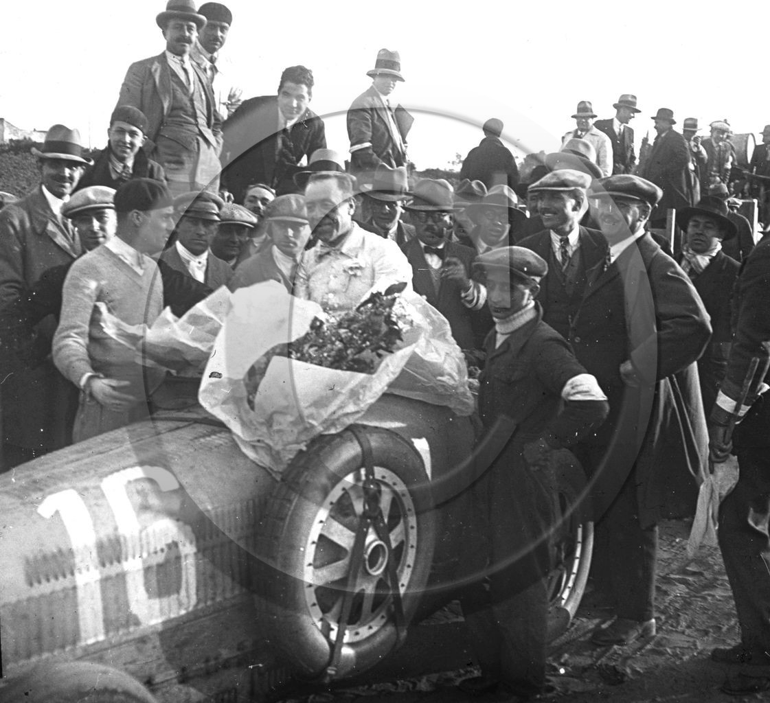 AUC 66 Staouéli 1929 Lehoux à l'arrivé .jpg