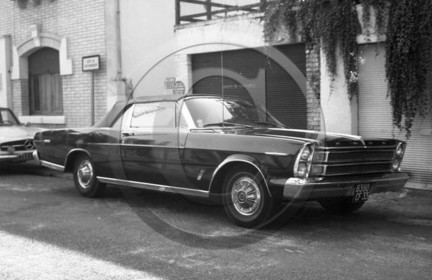 AU 472 Ford galaxie 500 xl cabriolet 1966 .jpg