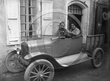 AUU 436   Ford T .jpg