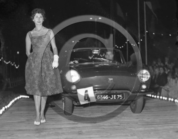 concours elegance apres guerre