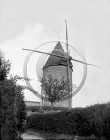 AG 662 moulin a vent .jpg