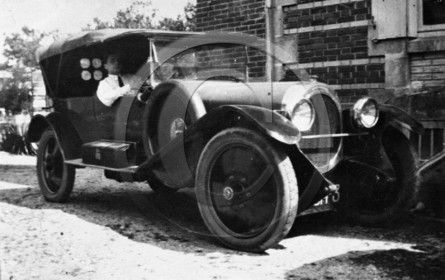 AU 1148 Chenard Walker .jpg