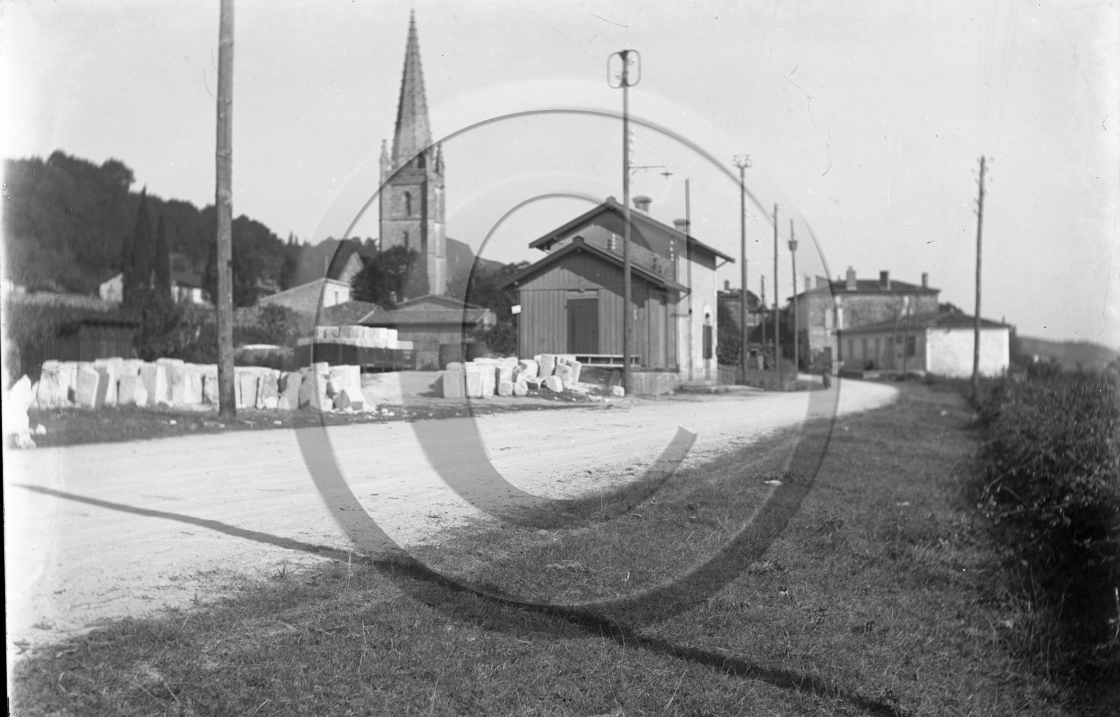 vi  1590 gare de Baurech  dpt 33.jpg