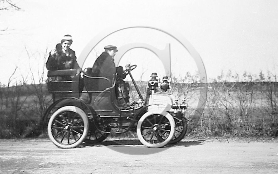 AU 2789 ancetre .jpg