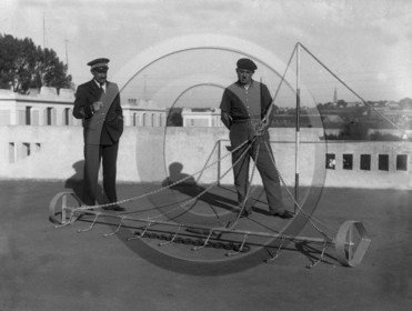 BX 323 invention pour recherche des noyés.jpg