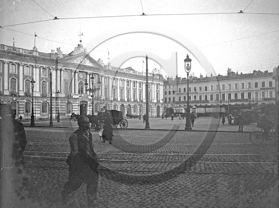 vi  1530 toulouse place du capitole dpt 31.jpg