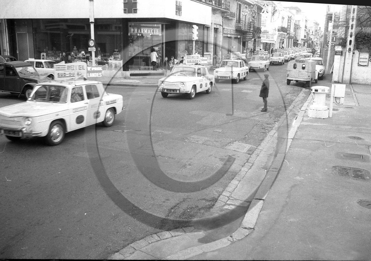 pochette 2066 .5.jpg