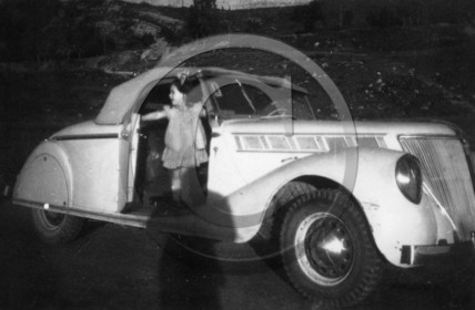 AU 4241 Renault vivagrandsport .jpg