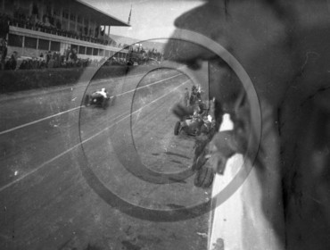 AUC 129 Bugatti  .jpg