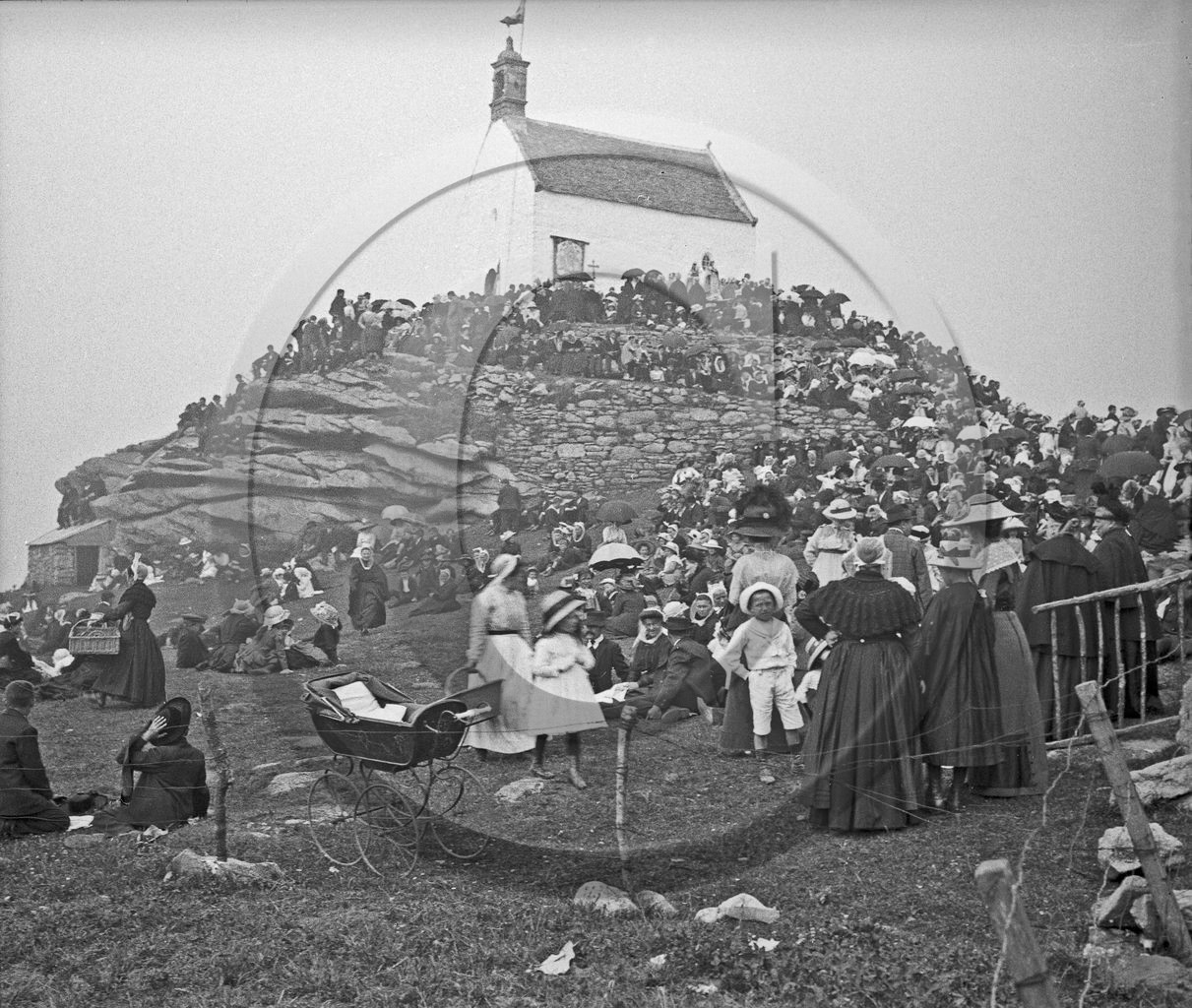 vi   1021 roscoff chappelle Ste Barbe dpt 29 .jpg