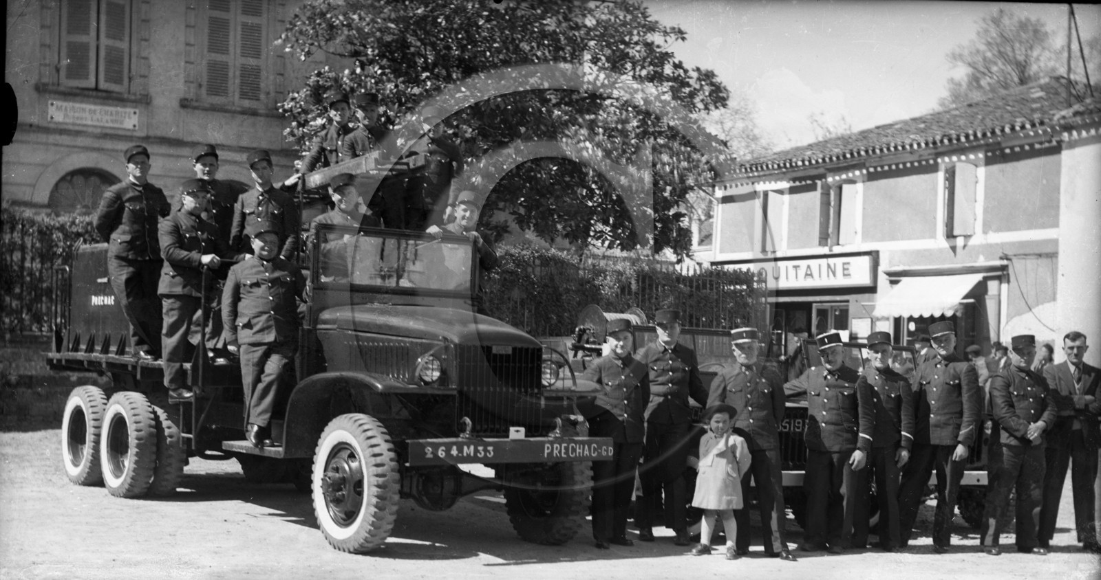 vi  1709 Préchac pompiers GMC D 33 .jpg