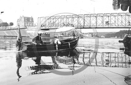 vi  110 creil l'oise dpt 60.jpg