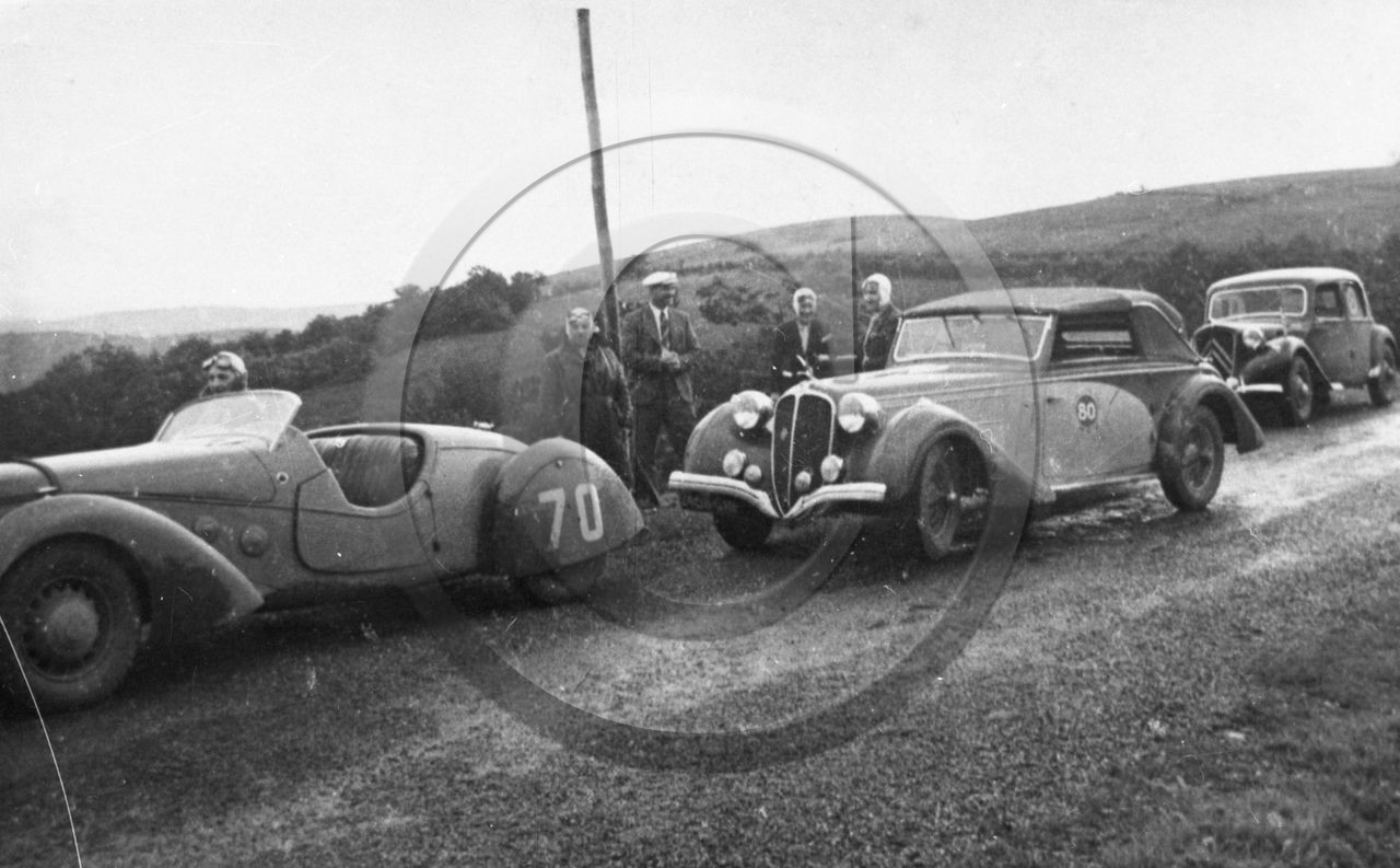 AU 1175 Dal Mat  numero 70  d'après photo.jpg