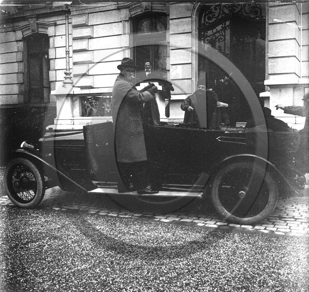 AU 4111 ancetre .jpg