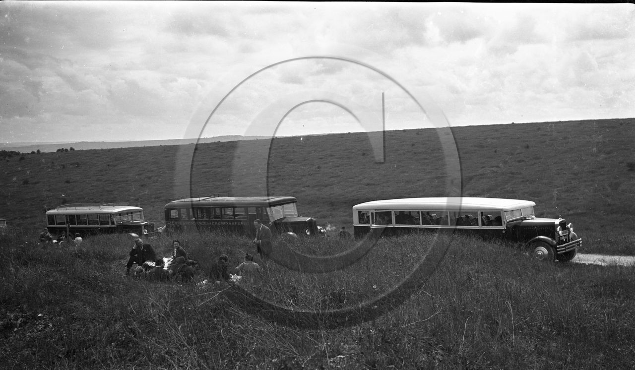 auu 453 autocar corespondance  des chemins de fer. pic nic .jpg