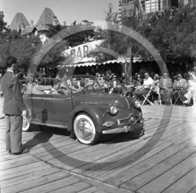 CE 164 panhard concours elegance années 50  .jpg
