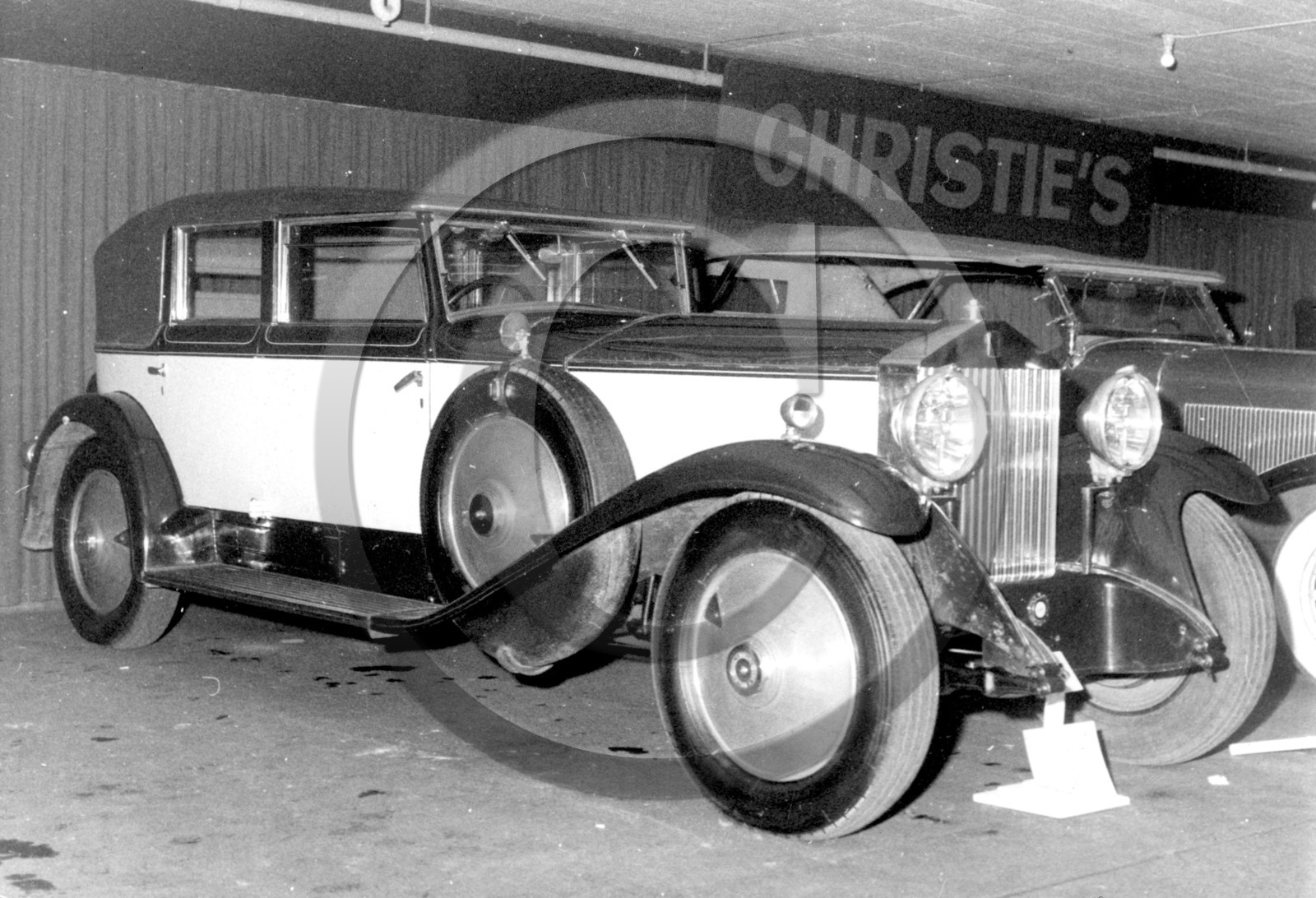 AU 4383 Rolls Royce vente Christie s Geneve .jpg