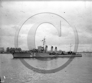 BA 914 bateau de guerre croiseur Dugay Trouin  Bordeaux 4 juillet 1934  dpt 33 .jpg