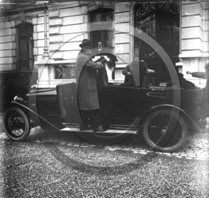 AU 4111 ancetre .jpg