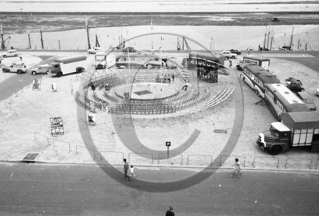 FO-CIRQUE  122 cirque en palc Arcachon .jpg