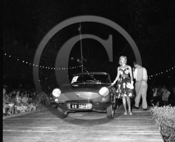 concours elegance apres guerre